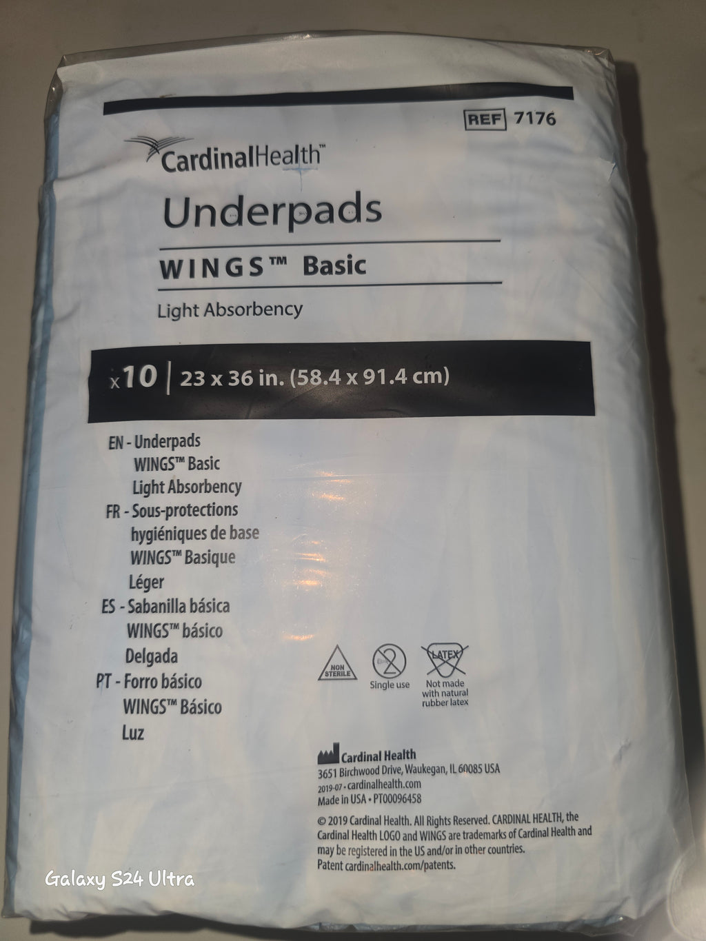 Cardinal Health WINGS Basic Underpads – 23×36 Inches, 10 Count