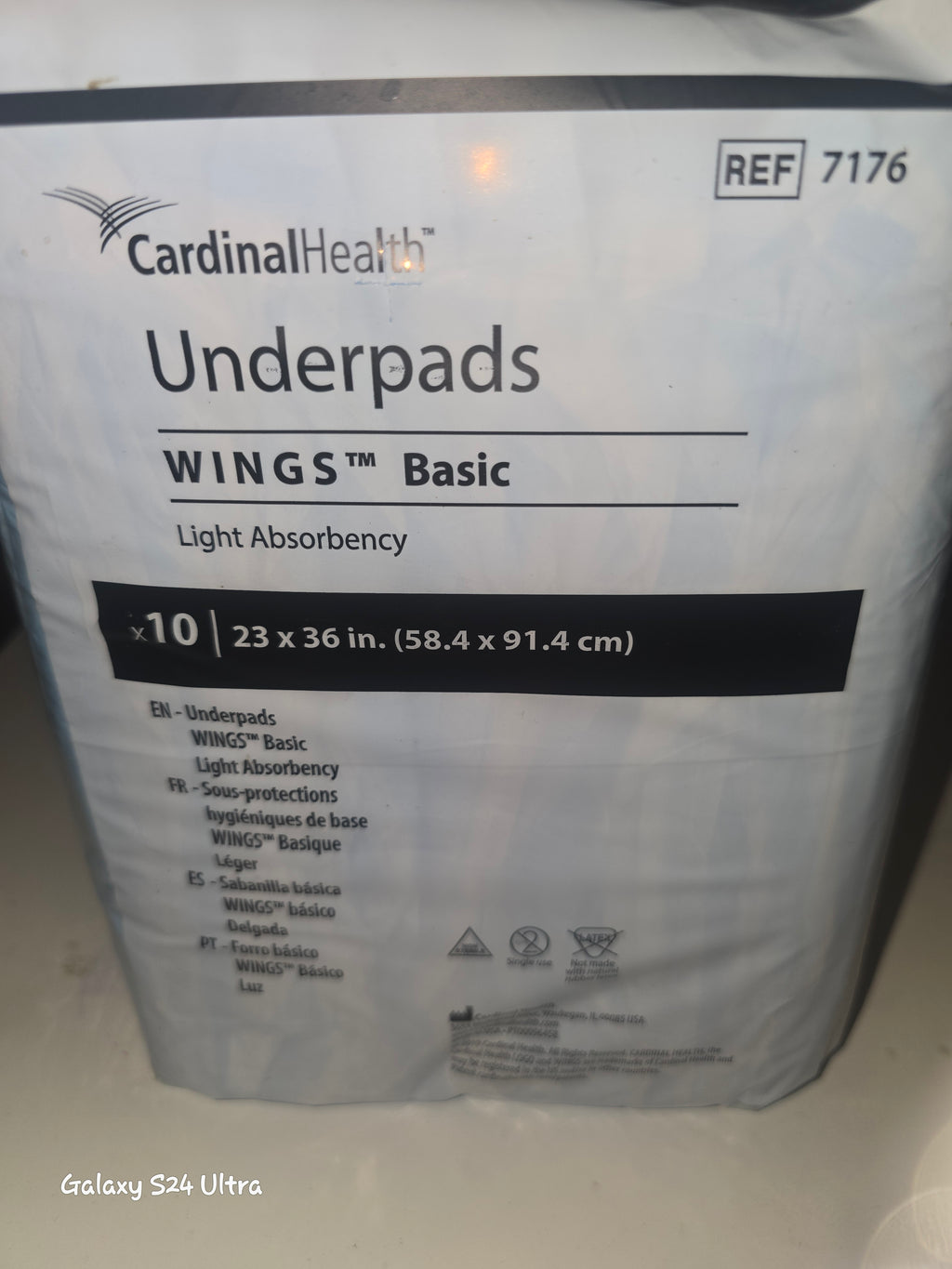 Cardinal Health WINGS Basic Underpads – 23×36 Inches, 10 Count